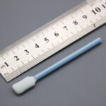 Cleanroom Polyester Swab with Rectangular Head and Short Handle - Image 3